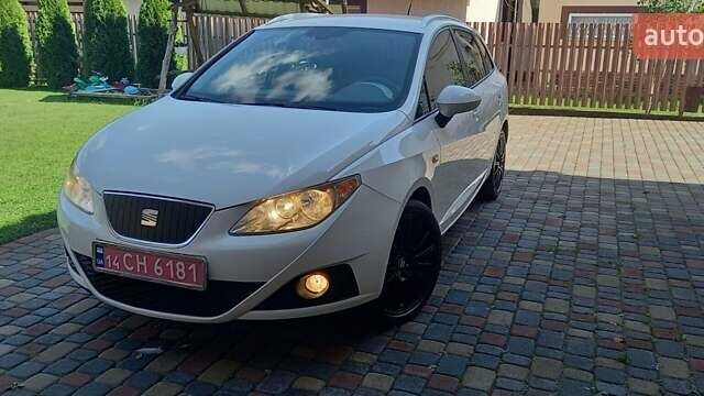 Сеат Ибица 2011 в Калуше на Automoto.ua Белый Сеат Ибица, объемом двигателя 1.2 л и пробегом 233 тыс. км за 5900 $, фото 8 на Automoto.ua