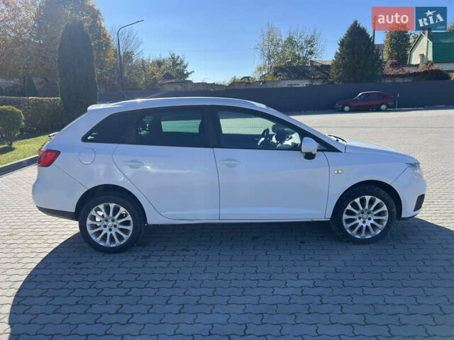Сеат Ibiza 2011 у Яворове на Automoto.ua Білий Сеат Ibiza, об'ємом двигуна 1.2 л та пробігом 280 тис. км за 4500 $, фото 1 на Automoto.ua