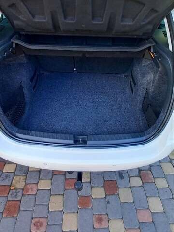 Сеат Ибица 2011 в Калуше на Automoto.ua Белый Сеат Ибица, объемом двигателя 1.2 л и пробегом 233 тыс. км за 5900 $, фото 33 на Automoto.ua