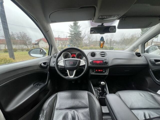 Белый Сеат Ибица, объемом двигателя 1.2 л и пробегом 277 тыс. км за 4799 $, фото 15 на Automoto.ua