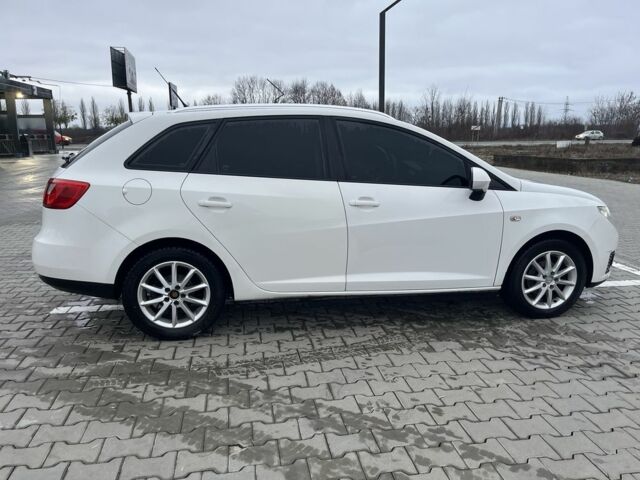 Белый Сеат Ибица, объемом двигателя 1.6 л и пробегом 187 тыс. км за 6300 $, фото 5 на Automoto.ua