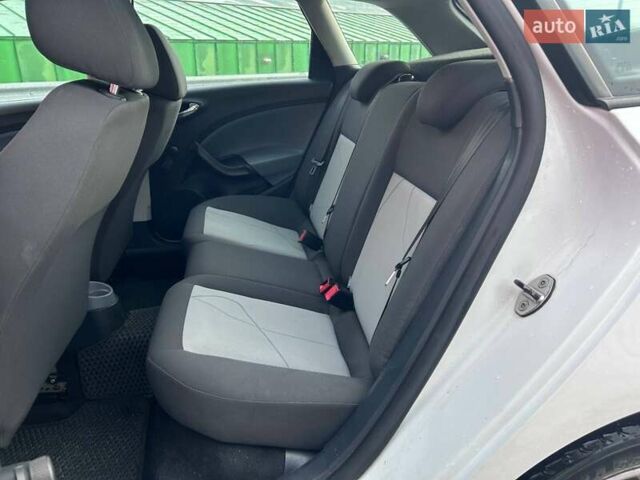 Білий Сеат Ibiza, об'ємом двигуна 1.2 л та пробігом 278 тис. км за 5790 $, фото 11 на Automoto.ua