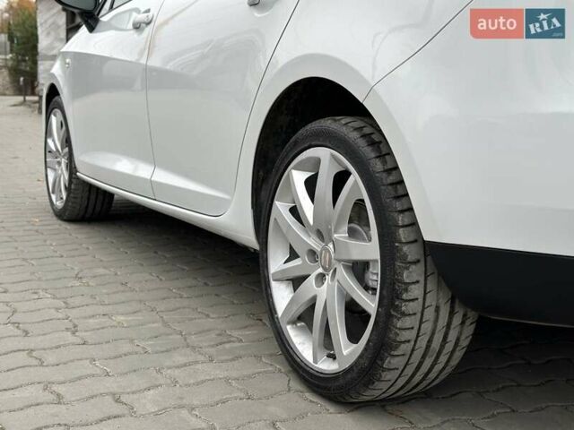 Белый Сеат Ибица, объемом двигателя 1.39 л и пробегом 159 тыс. км за 8700 $, фото 11 на Automoto.ua