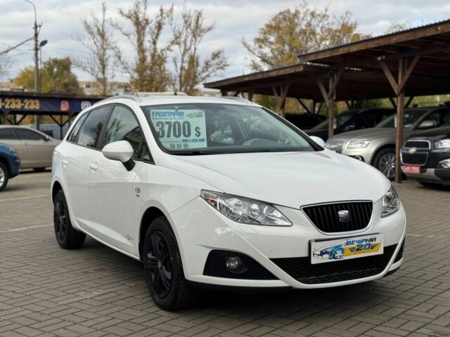 Сеат Ибица 2012 в Кривом Роге на Automoto.ua Белый Сеат Ибица, объемом двигателя 0 л и пробегом 165 тыс. км за 7750 $, фото 4 на Automoto.ua