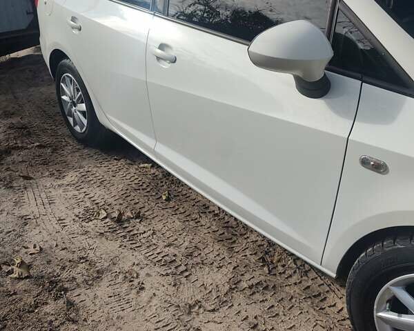 Белый Сеат Ибица, объемом двигателя 1.2 л и пробегом 280 тыс. км за 7300 $, фото 10 на Automoto.ua