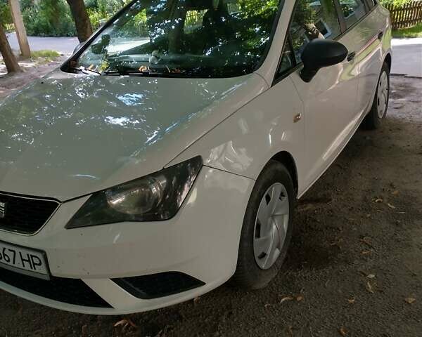 Білий Сеат Ibiza, об'ємом двигуна 1.39 л та пробігом 247 тис. км за 5300 $, фото 4 на Automoto.ua