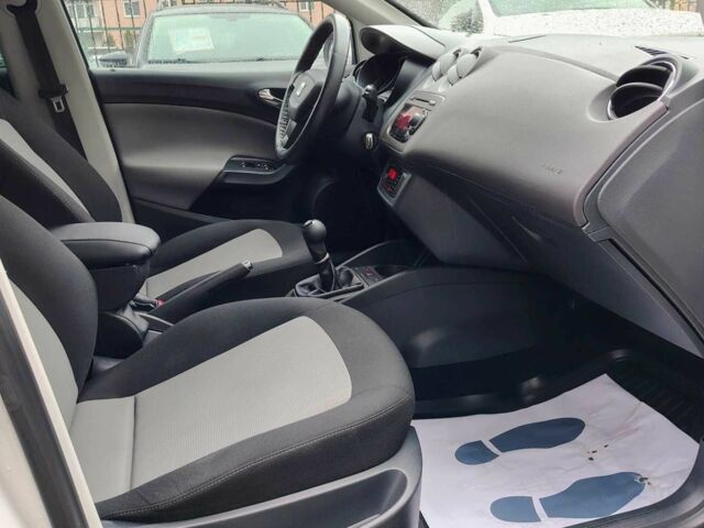 Белый Сеат Ибица, объемом двигателя 1.2 л и пробегом 248 тыс. км за 4499 $, фото 14 на Automoto.ua