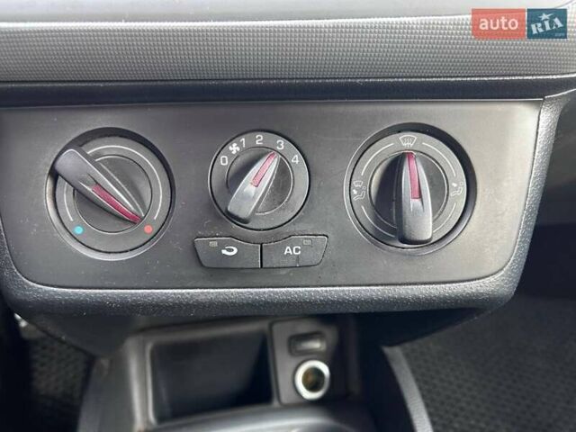 Білий Сеат Ibiza, об'ємом двигуна 1.2 л та пробігом 278 тис. км за 5790 $, фото 18 на Automoto.ua