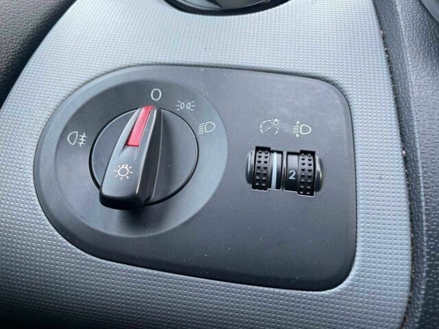 Білий Сеат Ibiza, об'ємом двигуна 1.2 л та пробігом 278 тис. км за 6990 $, фото 16 на Automoto.ua