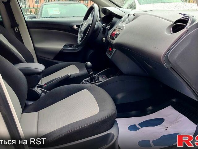 Белый Сеат Ибица, объемом двигателя 1.2 л и пробегом 248 тыс. км за 4499 $, фото 12 на Automoto.ua