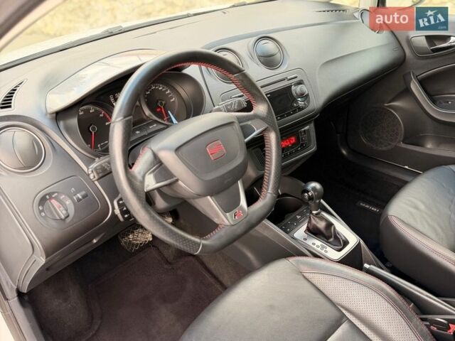 Белый Сеат Ибица, объемом двигателя 1.39 л и пробегом 159 тыс. км за 8500 $, фото 19 на Automoto.ua