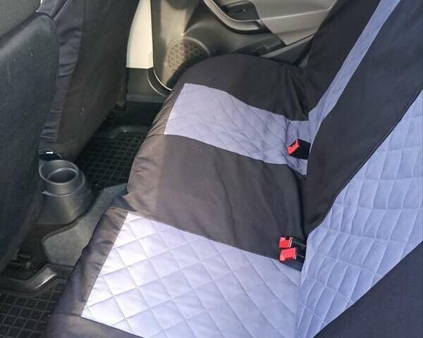 Белый Сеат Ибица, объемом двигателя 1.6 л и пробегом 139 тыс. км за 7500 $, фото 10 на Automoto.ua