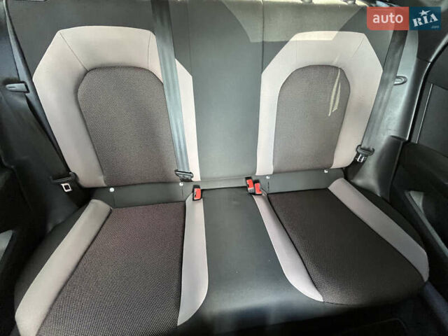 Бежевый Сеат Ибица, объемом двигателя 1 л и пробегом 109 тыс. км за 12850 $, фото 21 на Automoto.ua