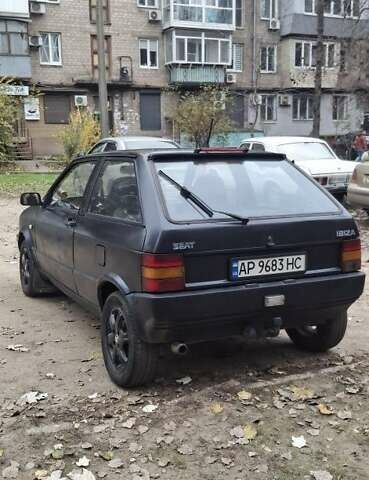 Черный Сеат Ибица, объемом двигателя 0.9 л и пробегом 320 тыс. км за 1000 $, фото 4 на Automoto.ua