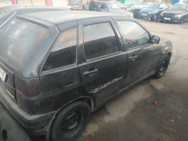 Черный Сеат Ибица, объемом двигателя 1.4 л и пробегом 214 тыс. км за 463 $, фото 1 на Automoto.ua