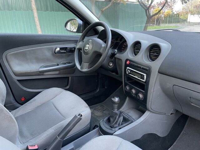Чорний Сеат Ibiza, об'ємом двигуна 1.2 л та пробігом 209 тис. км за 2700 $, фото 8 на Automoto.ua