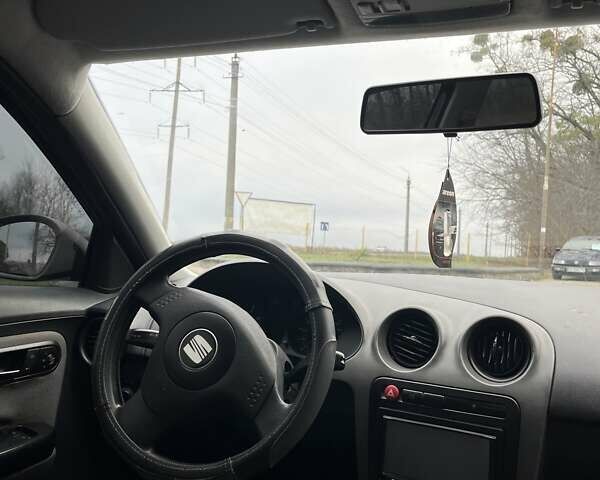 Черный Сеат Ибица, объемом двигателя 1.39 л и пробегом 253 тыс. км за 3200 $, фото 26 на Automoto.ua