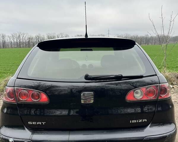 Черный Сеат Ибица, объемом двигателя 1.39 л и пробегом 253 тыс. км за 3200 $, фото 2 на Automoto.ua
