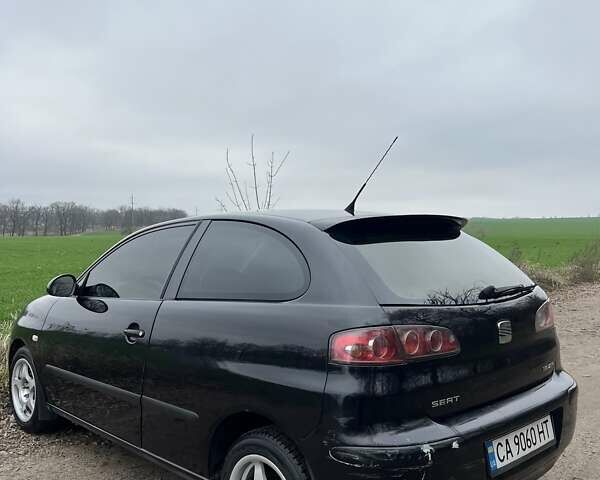 Черный Сеат Ибица, объемом двигателя 1.39 л и пробегом 253 тыс. км за 3200 $, фото 6 на Automoto.ua