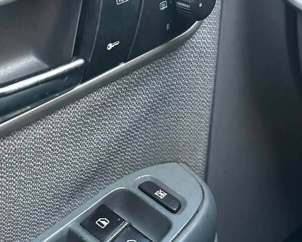 Черный Сеат Ибица, объемом двигателя 1.39 л и пробегом 230 тыс. км за 3900 $, фото 7 на Automoto.ua