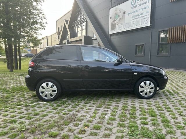 Чорний Сеат Ibiza, об'ємом двигуна 1.4 л та пробігом 143 тис. км за 4300 $, фото 4 на Automoto.ua