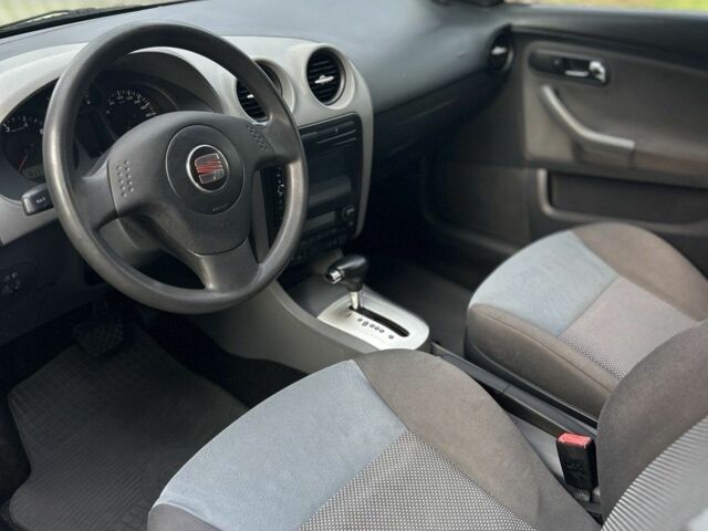 Чорний Сеат Ibiza, об'ємом двигуна 1.4 л та пробігом 143 тис. км за 4300 $, фото 7 на Automoto.ua