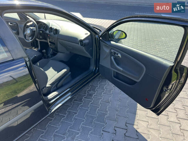 Чорний Сеат Ibiza, об'ємом двигуна 1.42 л та пробігом 271 тис. км за 3900 $, фото 11 на Automoto.ua