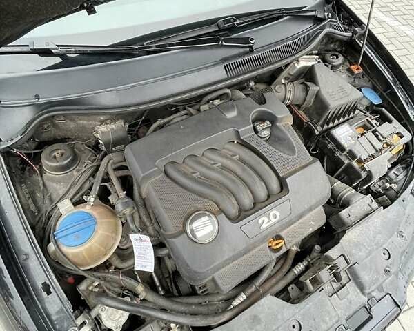 Черный Сеат Ибица, объемом двигателя 2 л и пробегом 310 тыс. км за 3600 $, фото 10 на Automoto.ua