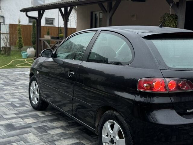 Черный Сеат Ибица, объемом двигателя 1.2 л и пробегом 250 тыс. км за 1390 $, фото 4 на Automoto.ua