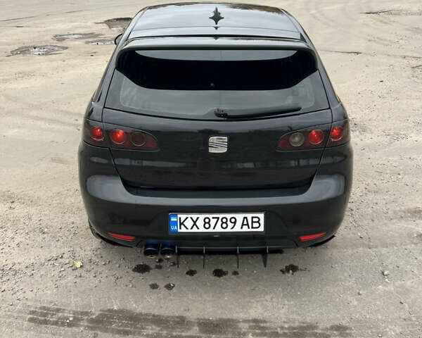 Черный Сеат Ибица, объемом двигателя 2 л и пробегом 265 тыс. км за 4800 $, фото 6 на Automoto.ua