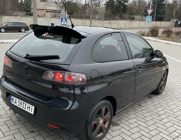 Черный Сеат Ибица, объемом двигателя 2 л и пробегом 310 тыс. км за 3600 $, фото 2 на Automoto.ua