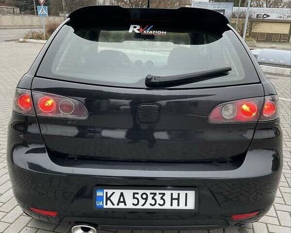 Черный Сеат Ибица, объемом двигателя 2 л и пробегом 310 тыс. км за 3600 $, фото 4 на Automoto.ua