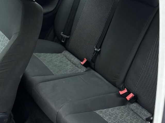 Черный Сеат Ибица, объемом двигателя 1.2 л и пробегом 250 тыс. км за 1390 $, фото 7 на Automoto.ua