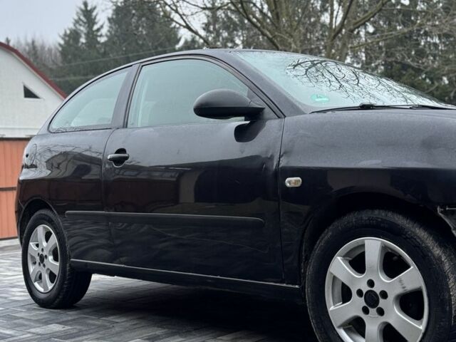 Черный Сеат Ибица, объемом двигателя 1.2 л и пробегом 250 тыс. км за 1390 $, фото 2 на Automoto.ua