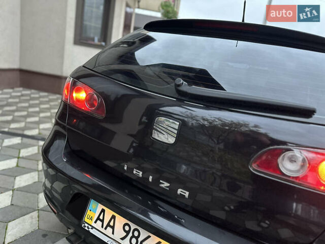 Черный Сеат Ибица, объемом двигателя 2 л и пробегом 272 тыс. км за 3999 $, фото 16 на Automoto.ua
