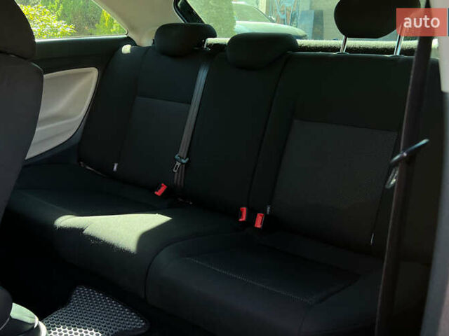 Чорний Сеат Ibiza, об'ємом двигуна 1.9 л та пробігом 265 тис. км за 5550 $, фото 9 на Automoto.ua