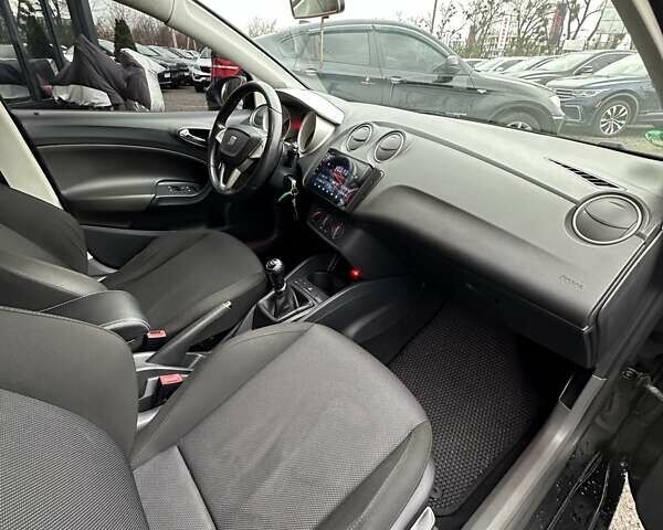 Черный Сеат Ибица, объемом двигателя 1.6 л и пробегом 313 тыс. км за 5800 $, фото 21 на Automoto.ua