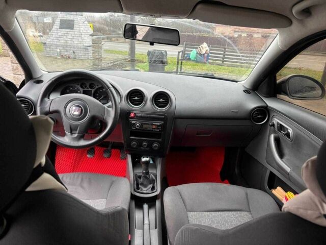 Черный Сеат Ибица, объемом двигателя 1.4 л и пробегом 280 тыс. км за 3400 $, фото 19 на Automoto.ua