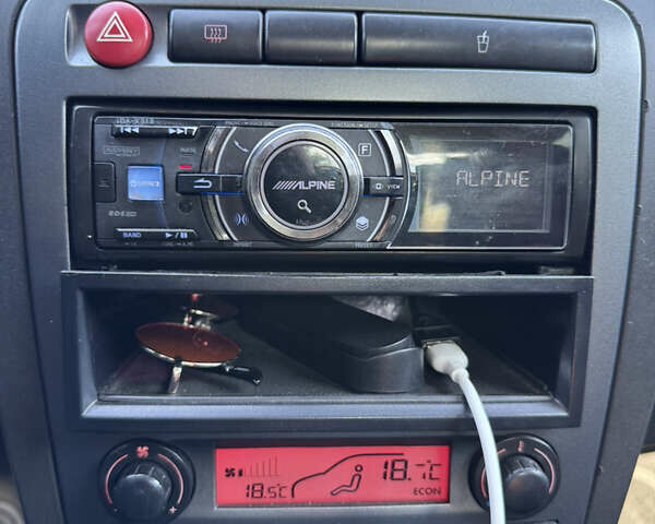 Сеат Ибица 2008 в Киеве на Automoto.ua Черный Сеат Ибица, объемом двигателя 2 л и пробегом 191 тыс. км за 4500 $, фото 8 на Automoto.ua