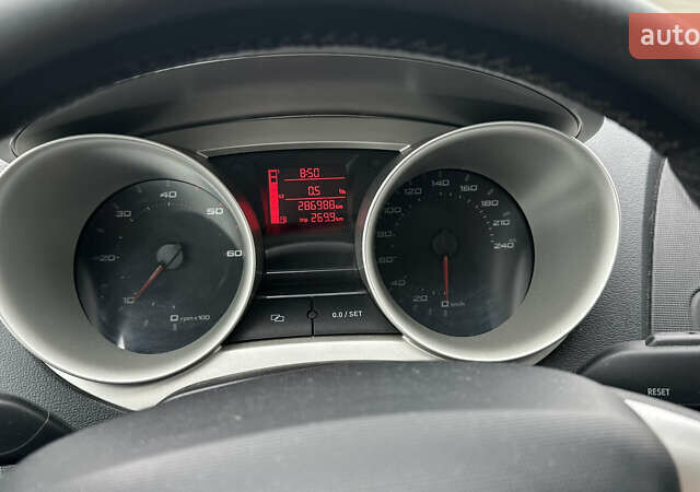 Чорний Сеат Ibiza, об'ємом двигуна 1.4 л та пробігом 287 тис. км за 3900 $, фото 4 на Automoto.ua