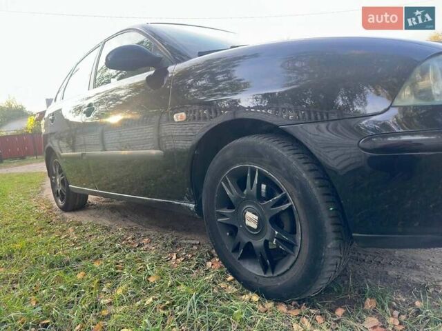 Чорний Сеат Ibiza, об'ємом двигуна 1.6 л та пробігом 322 тис. км за 3300 $, фото 4 на Automoto.ua