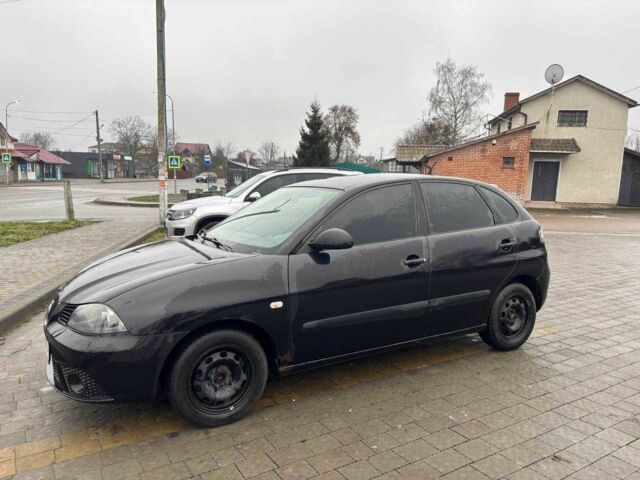 Черный Сеат Ибица, объемом двигателя 1.4 л и пробегом 280 тыс. км за 3400 $, фото 3 на Automoto.ua