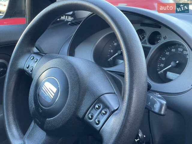 Чорний Сеат Ibiza, об'ємом двигуна 1.4 л та пробігом 215 тис. км за 3600 $, фото 17 на Automoto.ua