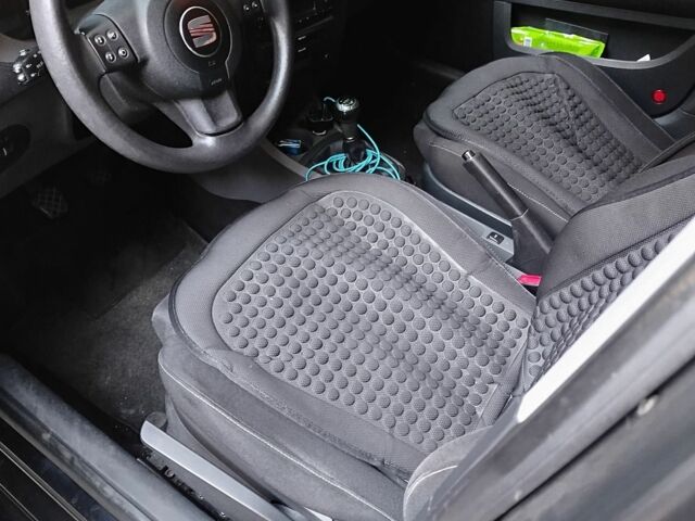 Черный Сеат Ибица, объемом двигателя 1.4 л и пробегом 230 тыс. км за 3500 $, фото 11 на Automoto.ua