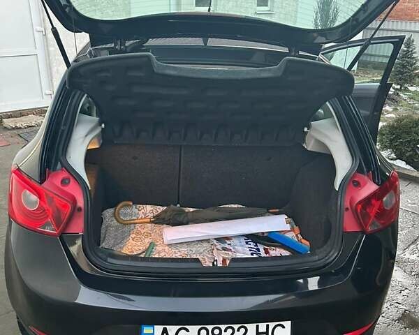 Чорний Сеат Ibiza, об'ємом двигуна 1.2 л та пробігом 216 тис. км за 4800 $, фото 1 на Automoto.ua