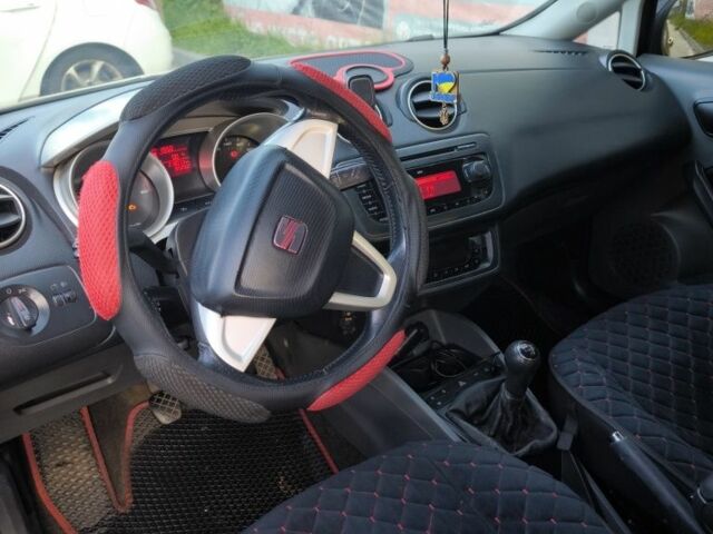 Чорний Сеат Ibiza, об'ємом двигуна 1.4 л та пробігом 226 тис. км за 4590 $, фото 7 на Automoto.ua