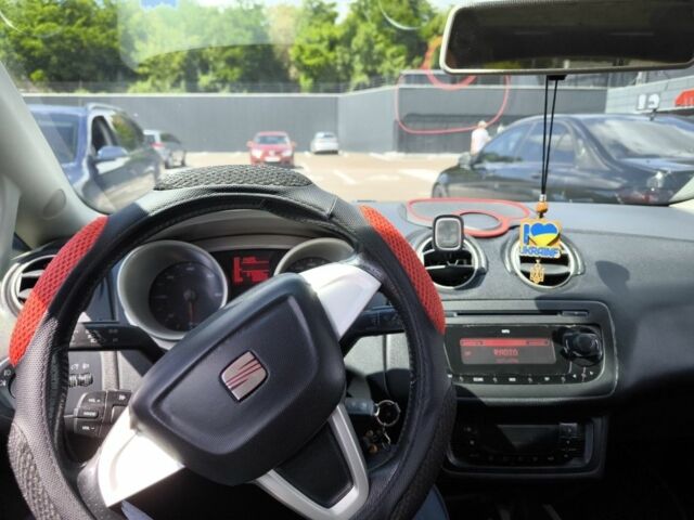 Чорний Сеат Ibiza, об'ємом двигуна 1.4 л та пробігом 226 тис. км за 4590 $, фото 6 на Automoto.ua