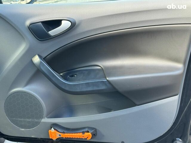 Чорний Сеат Ibiza, об'ємом двигуна 1.2 л та пробігом 245 тис. км за 5980 $, фото 18 на Automoto.ua