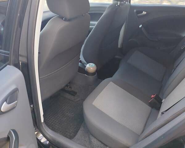Чорний Сеат Ibiza, об'ємом двигуна 1.2 л та пробігом 145 тис. км за 6000 $, фото 3 на Automoto.ua