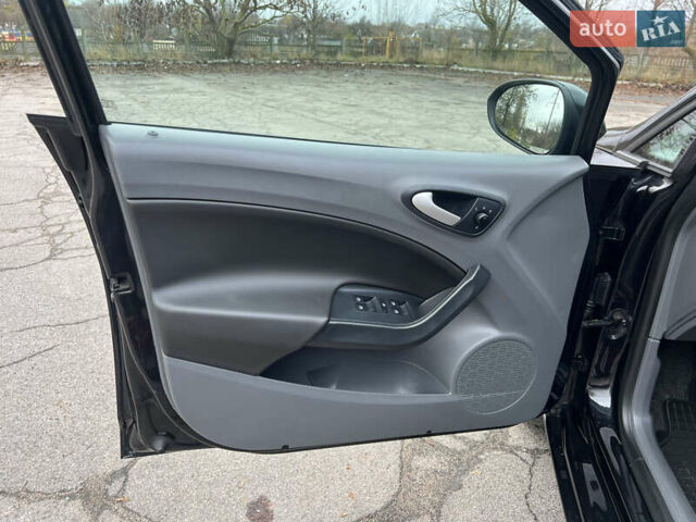 Черный Сеат Ибица, объемом двигателя 1.6 л и пробегом 213 тыс. км за 6700 $, фото 10 на Automoto.ua